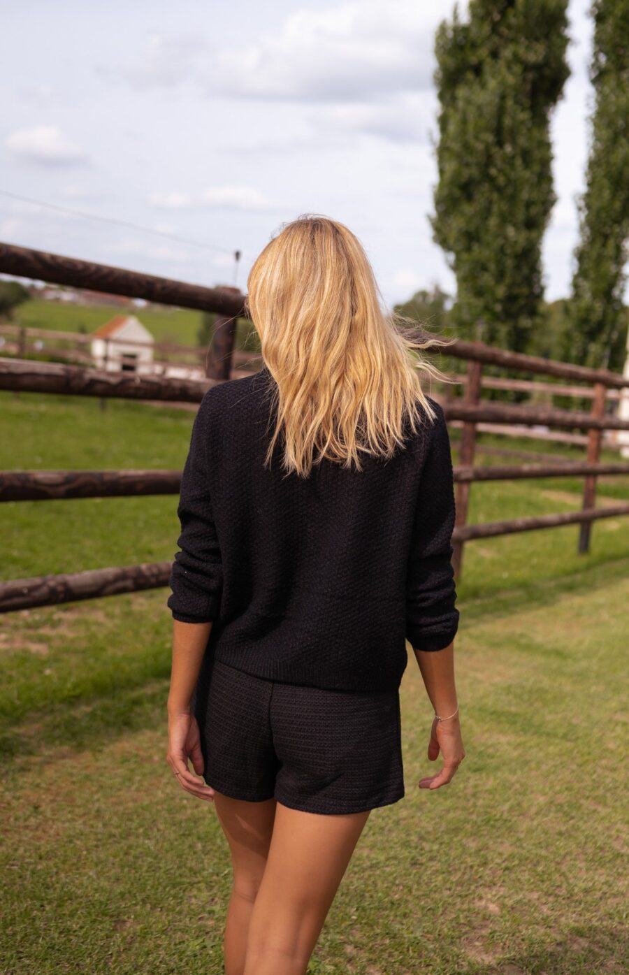 Tyriza Black Cardigan - Image 6